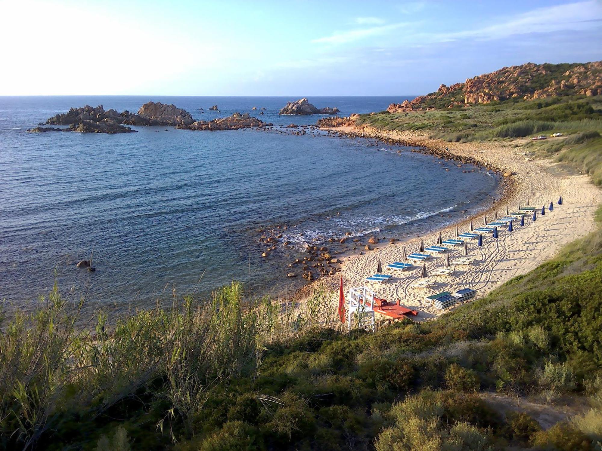 Gli Oleandri Di Calarossa - 5M Walk To The Beach Isola Rossa Buitenkant foto
